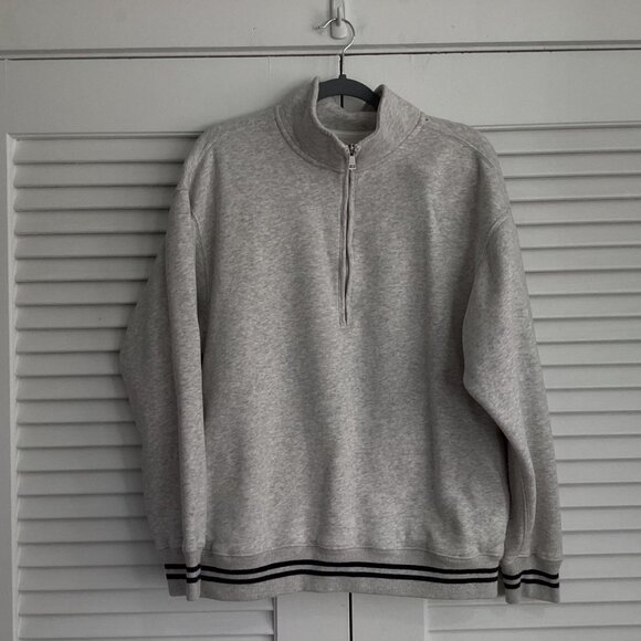 NWT Abercrombie & Fitch Gray  Quarter Zip Pullover Sweatshirt Womens Size S - Picture 2 of 12